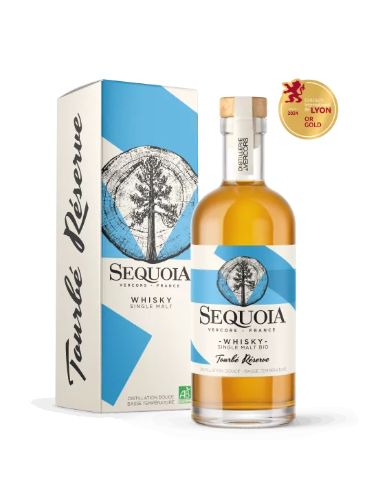 SEQUOIA Single Malt Tourbé Réserve 43% (Avec étui) SEQUOIA Single Malt Tourbé Réserve 43% (Avec étui)